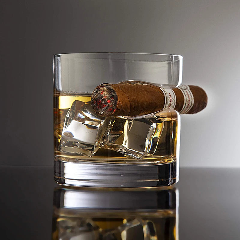 Copos Exclusivos para Whisky com Descanso para Charuto - Luxo e Praticidade